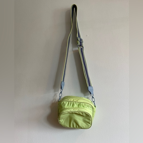 Neon Honeydew Aerie Offline Crossbody Bag - Picture 2 of 7